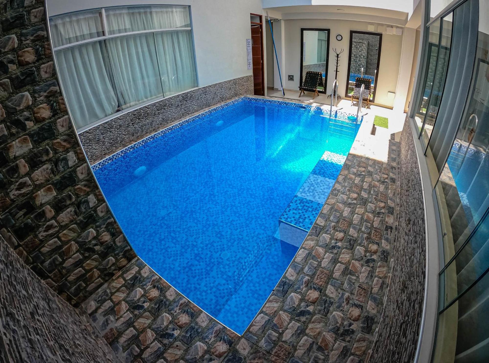 Hospedaje Rocio Del Mar Hotel เซโรอาซูล ภายนอก รูปภาพ