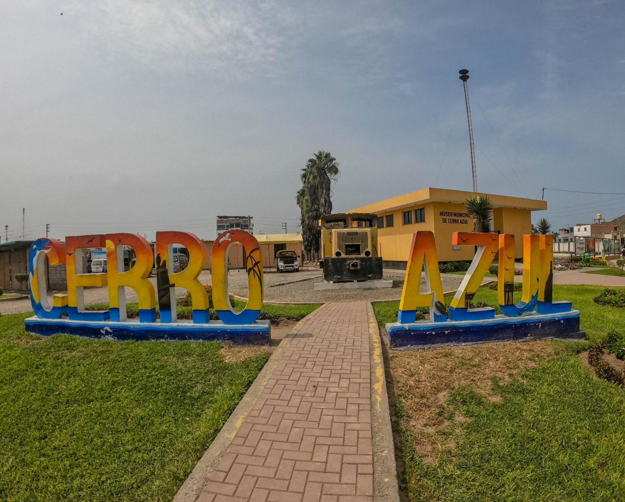 Hospedaje Rocio Del Mar Hotel เซโรอาซูล ภายนอก รูปภาพ